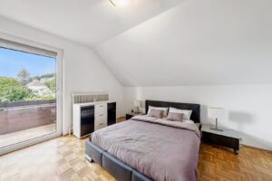 Schlafzimmer-Anif